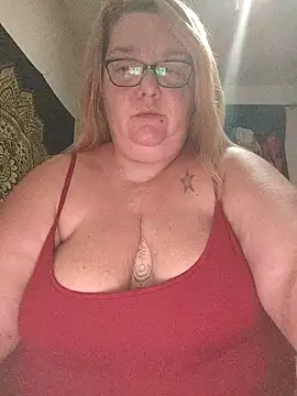 diosacurvy1984 online show from 11.15.25