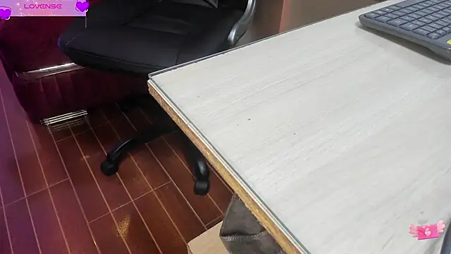 VioletParkker online show from 02.06.25