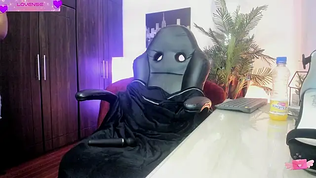 VioletParkker online show from 02.06.25