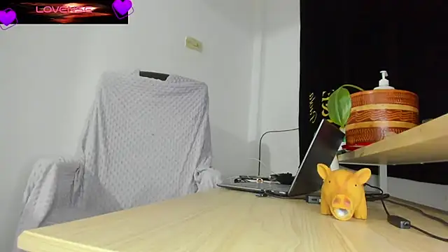 VioletParkker online show from 03.28.26