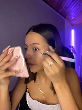 Sofia18 pinkk online show from 05.27.26