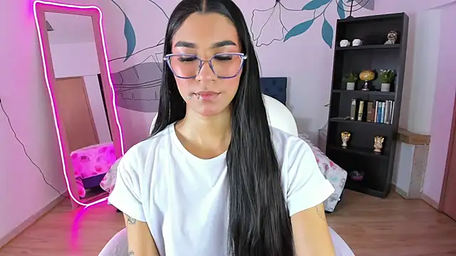 Dana Paula online show from 01.07.26