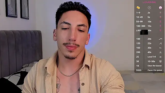 dylanspencer28 online show from 03.03.25