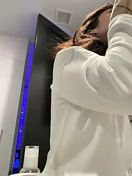 Snapshot of bunnierotten chatting on 02.25.26 bunnierotten online show from 02.25.26