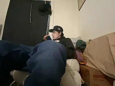 Snapshot of almighty_d chatting on 02.01.26 almighty d online show from 02.01.26