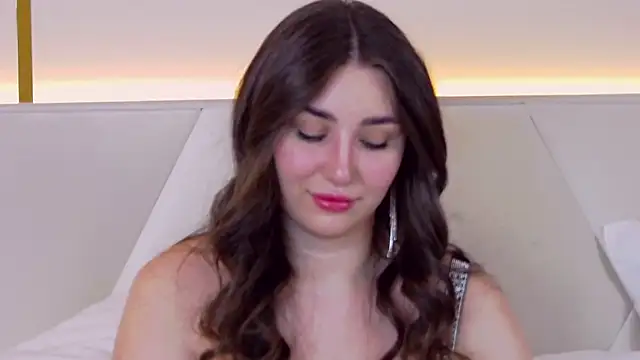 KiraBarlows online show from 02.20.25