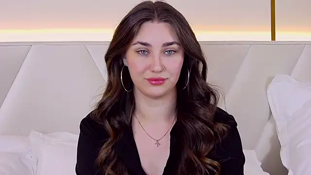 KiraBarlows online show from 02.23.25