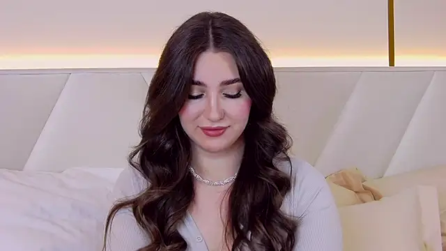 KiraBarlows online show from 02.24.25