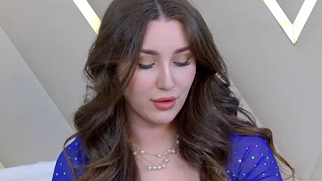 KiraBarlows online show from 03.08.25