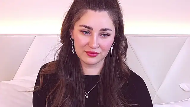 KiraBarlows online show from 03.21.25