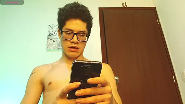 Snapshot of wolfandsky chatting on 11.15.25 wolfandsky online show from 11.15.25