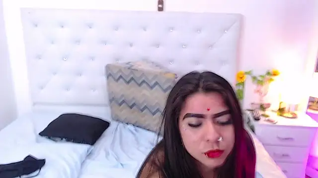ninanaughty13 online show from 01.29.25