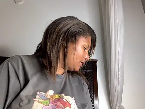 Snapshot of madell chatting on 03.08.26 madell online show from 03.08.26