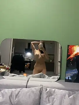 Snapshot of MizukiMiko chatting on 01.08.26 MizukiMiko online show from 01.08.26