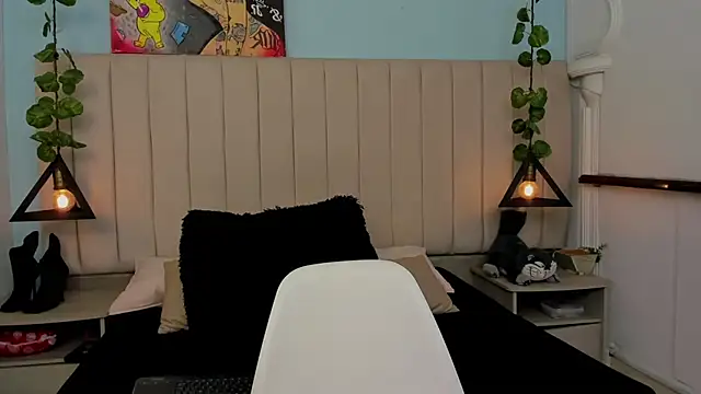 Snapshot of Paulina_Lopezz chatting on 10.23.25 Paulina Lopezz online show from 10.23.25