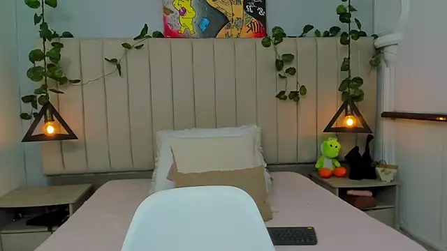 Snapshot of Paulina_Lopezz chatting on 02.26.26 Paulina Lopezz online show from 02.26.26