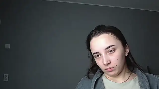 Eva Gloryy online show from 02.14.26