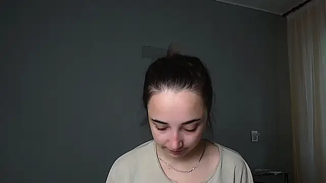 Eva Gloryy online show from 05.13.26