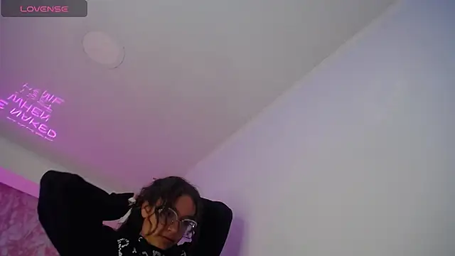 kassandra ch  online show from 03.11.25