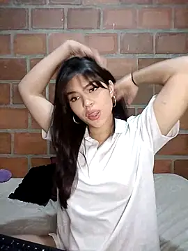 Snapshot of enid_greins chatting on 03.04.25 enid greins online show from 03.04.25