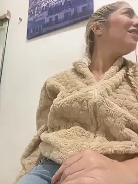 viktoria davis  online show from 02.03.26