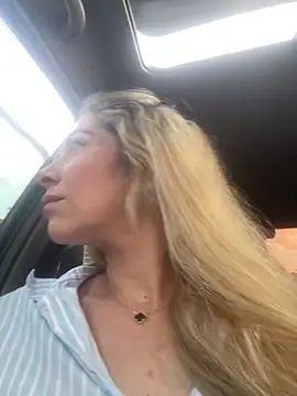 viktoria davis  online show from 02.09.26