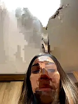 Snapshot of zoe_storm chatting on 11.21.25 zoe storm online show from 11.21.25