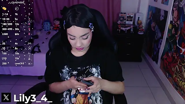 lily3 4 online show from 11.24.25