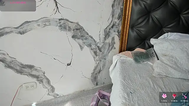 DalayMoore online show from 03.08.26