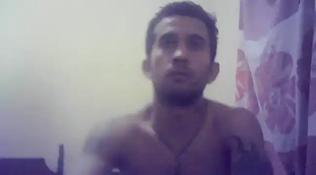 Snapshot of EstebanAkyLu chatting on 01.17.25 EstebanAkyLu online show from 01.17.25