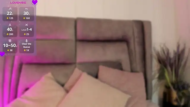 Snapshot of DannaJhonson1 chatting on 02.04.26 DannaJhonson1 online show from 02.04.26