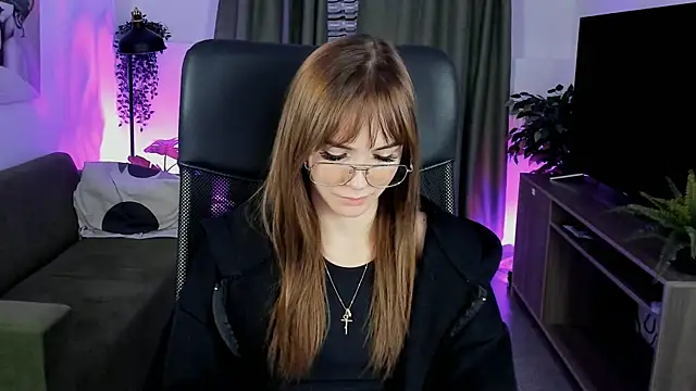 DakotaaJohnnson online show from 01.27.25