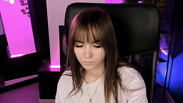 DakotaaJohnnson online show from 02.11.25