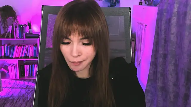 DakotaaJohnnson online show from 02.21.25