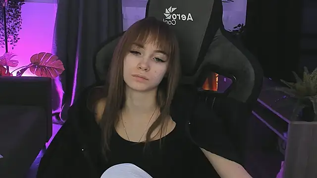 DakotaaJohnnson online show from 02.26.25