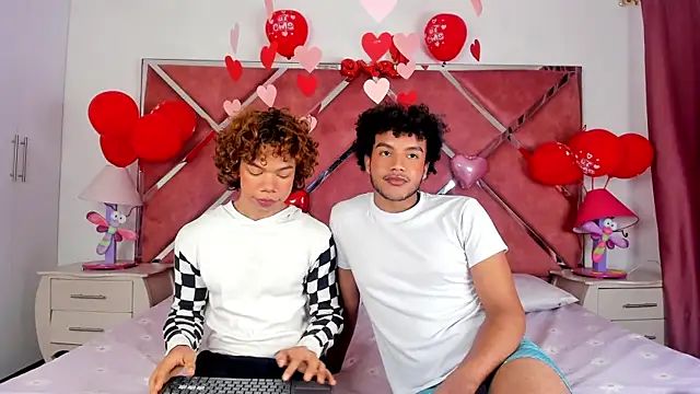 Snapshot of DanteAndKyle chatting on 02.18.25 DanteAndKyle online show from 02.18.25