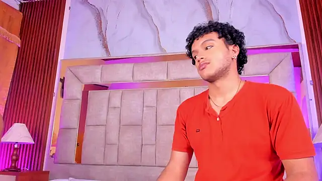 Snapshot of DanteAndKyle chatting on 11.11.25 DanteAndKyle online show from 11.11.25