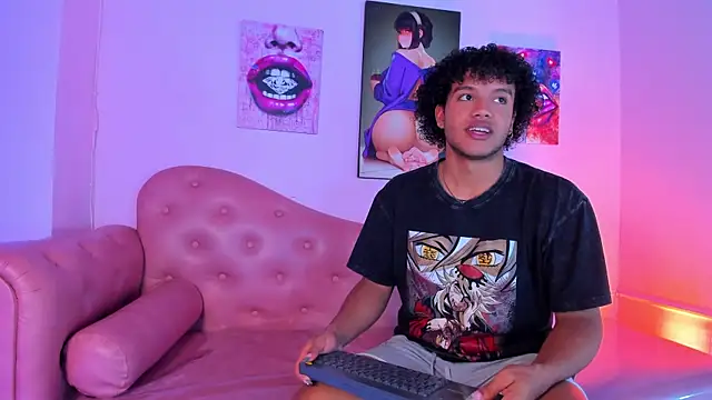 Snapshot of DanteAndKyle chatting on 11.25.25 DanteAndKyle online show from 11.25.25