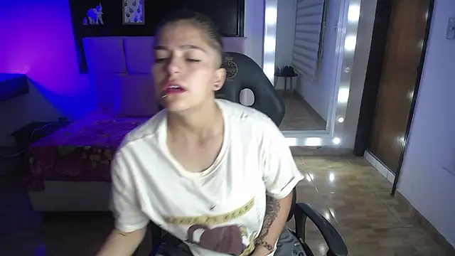 Kitten Cam online show from 02.22.26