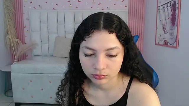 shalon diaz s online show from 11.21.25