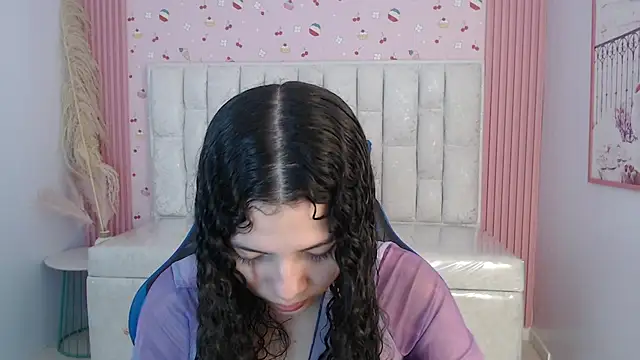 shalon diaz s online show from 12.04.25