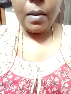 Snapshot of Tamil_queen1 chatting on 01.21.25 Tamil queen1 online show from 01.21.25