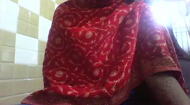 Snapshot of chocobbsimarn chatting on 02.22.25 chocobbsimarn online show from 02.22.25