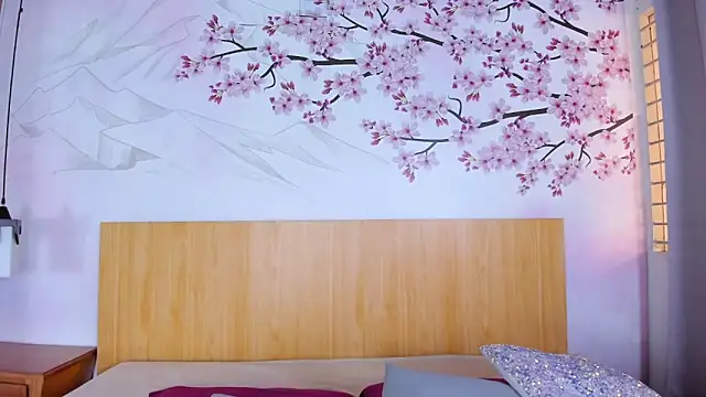 Yasmin Scott online show from 09.25.25