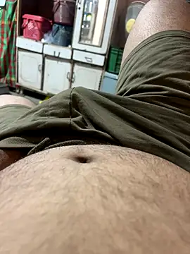 Snapshot of hireom55 chatting on 09.16.25 hireom55 online show from 09.16.25