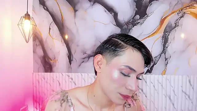 JackeOwens online show from 10.10.25