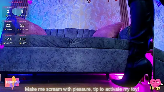 Snapshot of Aurora_thomas__1 chatting on 02.17.25 Aurora thomas 1 online show from 02.17.25