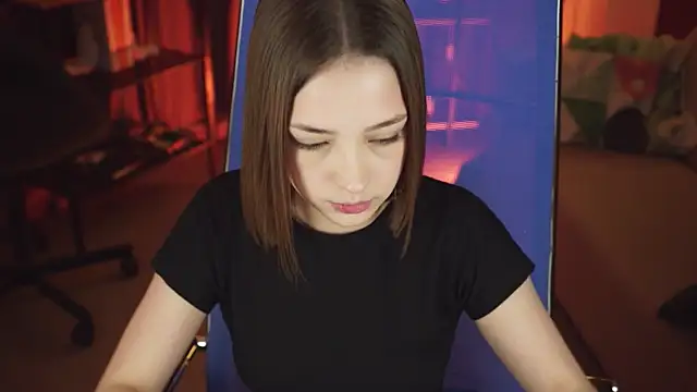 PamBeesly online show from 11.10.25