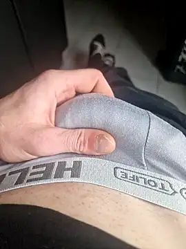 guilove5 online show from 02.02.25