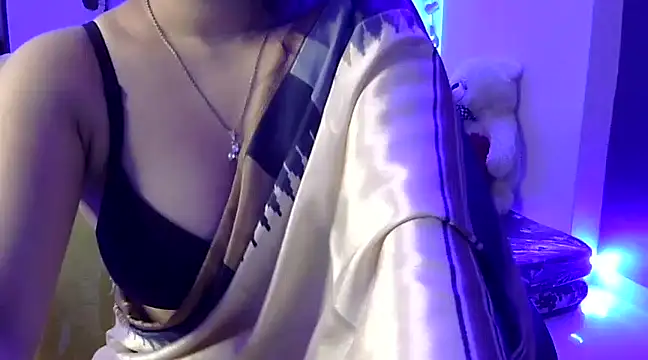 Shanaya1 online show from 02.23.25